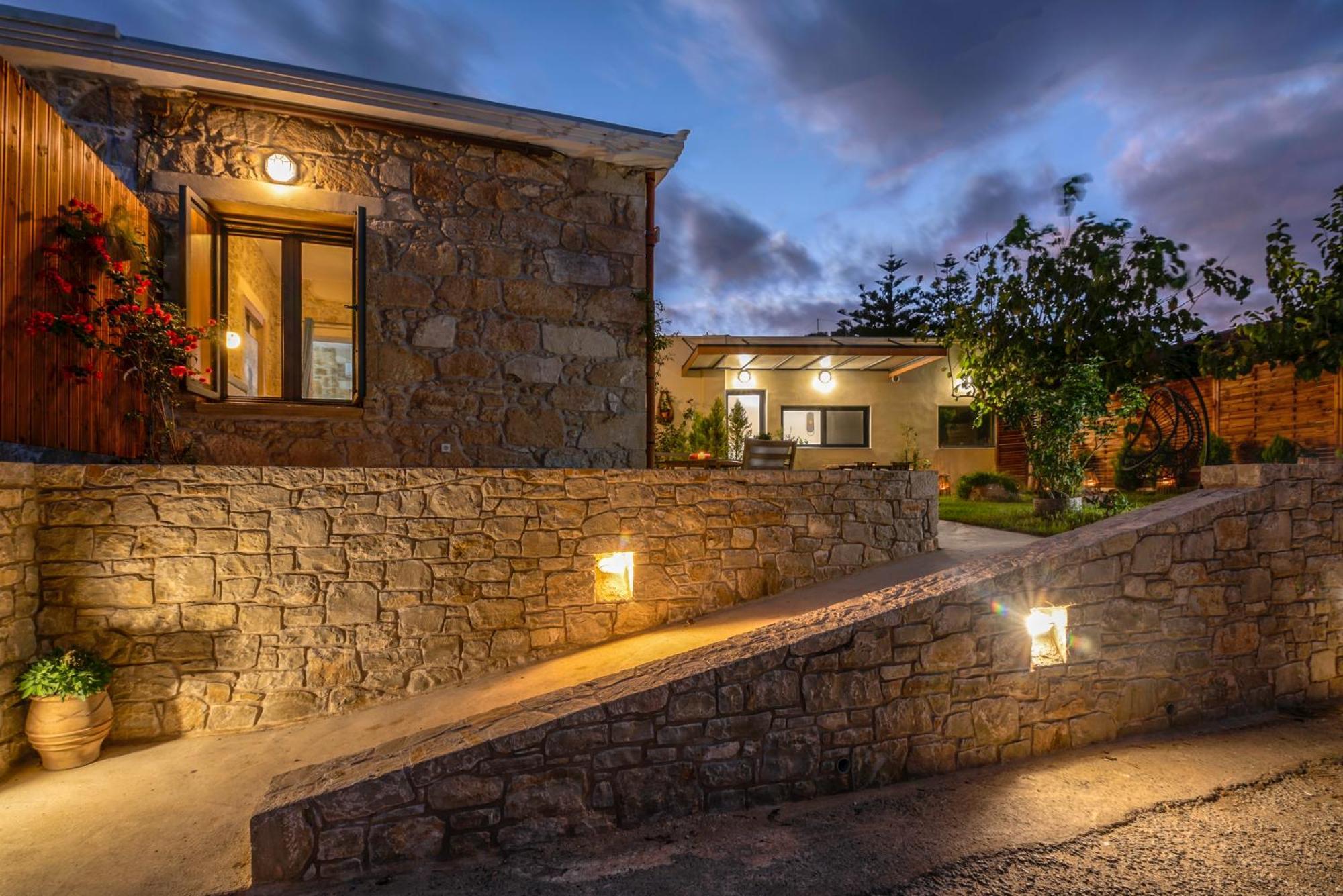 Cavos Luxury Apartments Kíssamos Dış mekan fotoğraf
