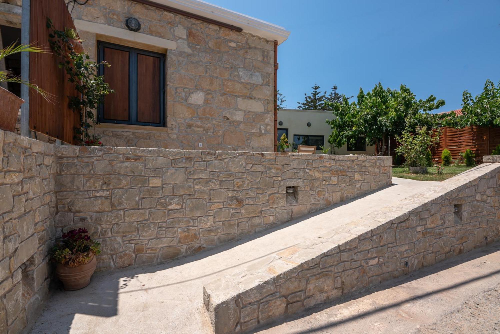 Cavos Luxury Apartments Kíssamos Dış mekan fotoğraf